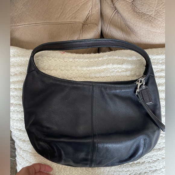 Coach purse - Picture 2 of 2